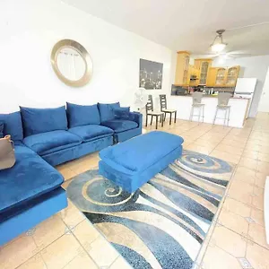 https://caribe-house.sanjuanpuertorico-hotels.com