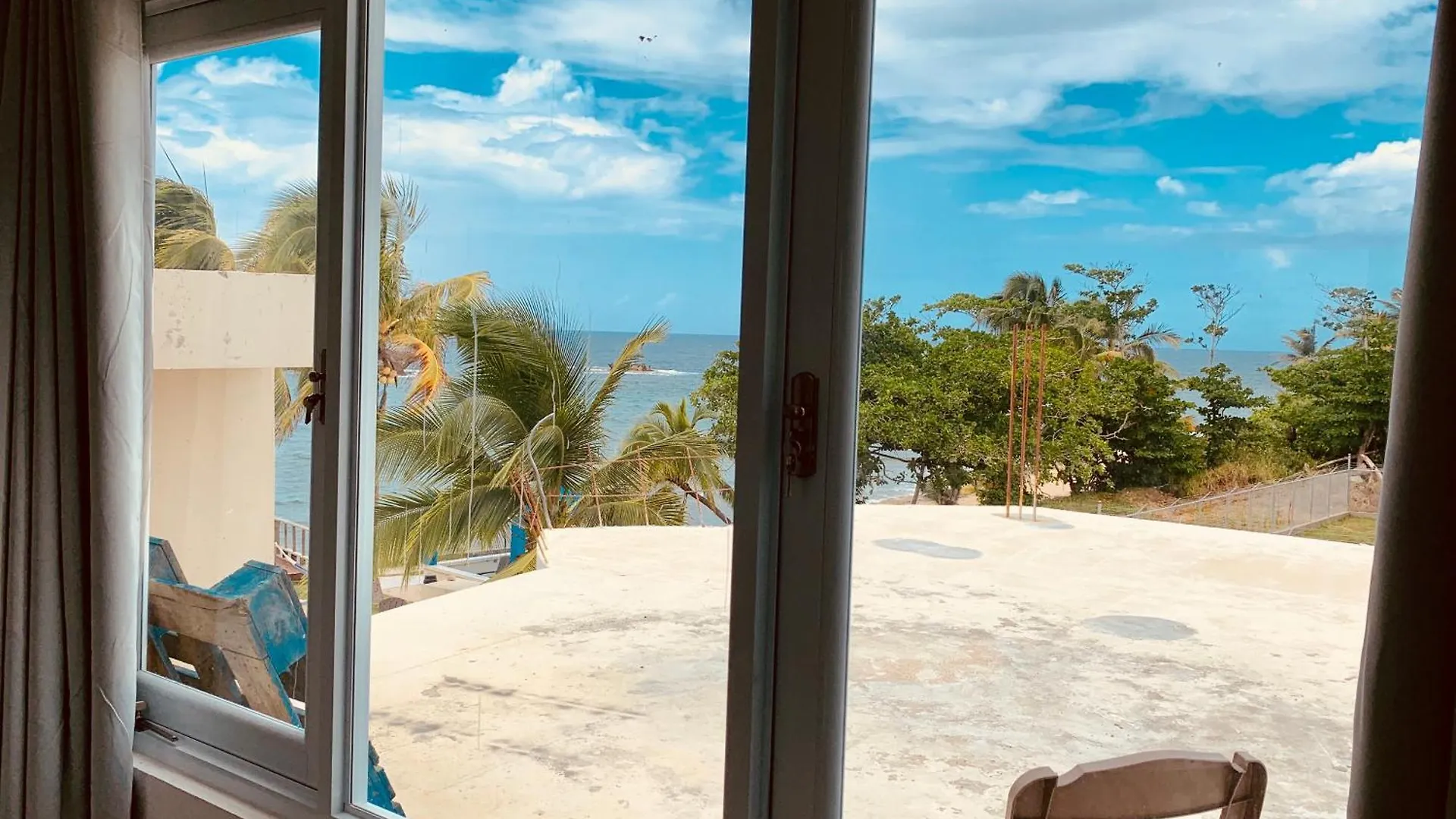 Ventana Al Atlantico At Arecibo 681 Ocean Drive 0*, Islote Puerto Rico
